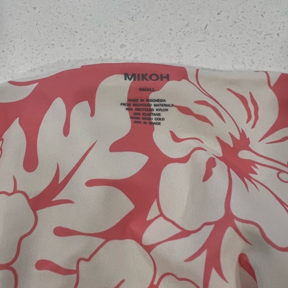 Mikoh Suva Bottom in Tropical Bisous - Picture 6 of 6